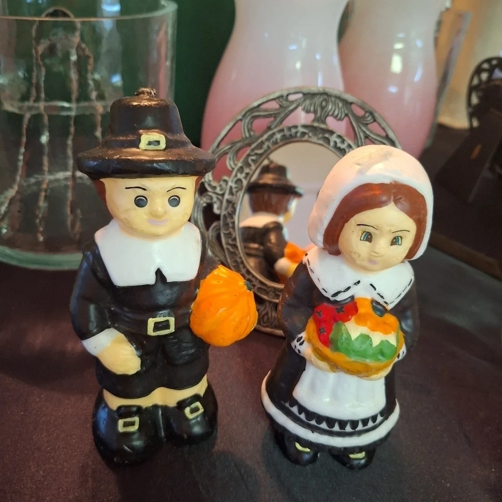 Pilgrim candle wax figures